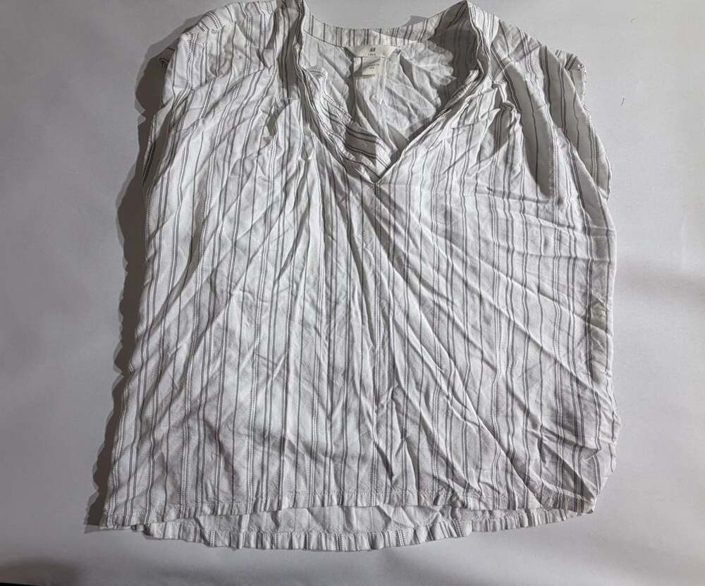 H&M L.O.G.G. White Striped Short Sleeve V-Neck Blouse Size 6